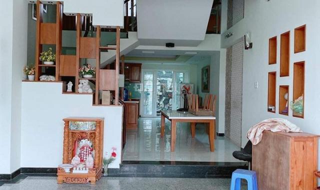Cho thuê nhà phố nguyên căn khu dân cư 13E Intresco Phong Phú Bình Chánh giá rẻ
