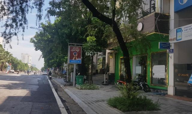 Bán nhà mặt phố Văn Cao, Liễu Giai, Ba Đình rộng 8m vỉa hè kinh doanh nhỉnh 35 tỷ