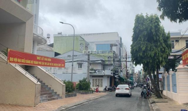 Bán nhà mặt tiền đường Lý Thường Kiệt cách bến Ninh Kiều chỉ 50m - Cần Thơ