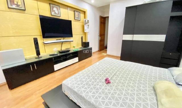 Cho thuê nhà Núi Trúc 6 tầng full đồ đẹp đúng như hình ảnh