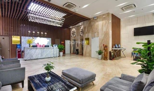 Khách sạn 4 sao phố biển Nha Trang - Vị trí đẹp, ba thoáng - Tổng 140 phòng