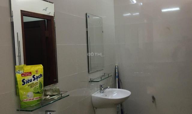 Phòng giá rẻ - Trường Chinh thông Bàu Cát 25m2, giá 2,5tr/th, TL