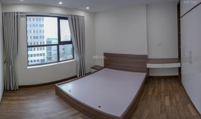 Cần bán căn 2pn 78m2 giá 2.35 tỷ tại Goldmark City tòa S3, view quảng trường, LH: 0915867693