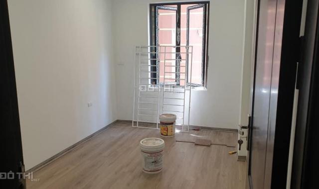 Nhà MT rộng 6m, 50m2 4T ngõ 445 Nguyễn Khang chỉ 5,2 tỷ, LH 0392969999