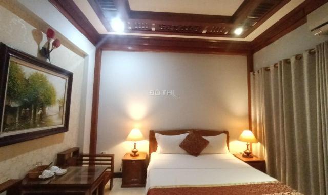 Bán nhà, nội thất đẹp, Cầu Diễn, 40m2, 5 tầng, giá ngoài 2 tỷ