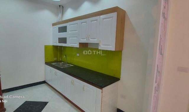 Cần bán nhà 5T Trung Văn - Nam Từ Liêm, 32m2, gần chợ Trung Văn, cách đường ô tô 50m. 0984672007