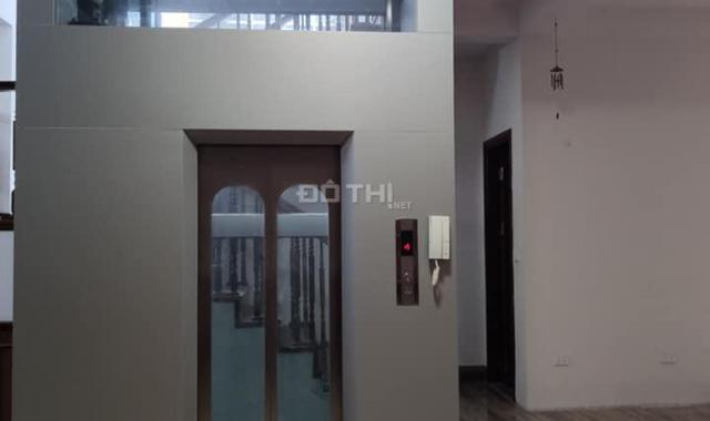 Mặt phố Lê Thanh Nghị, Hai Bà Trưng, 79m2, giá: 26 tỷ, MT: 6.2m, 6 tầng, thang máy, cho thuê 70 tr