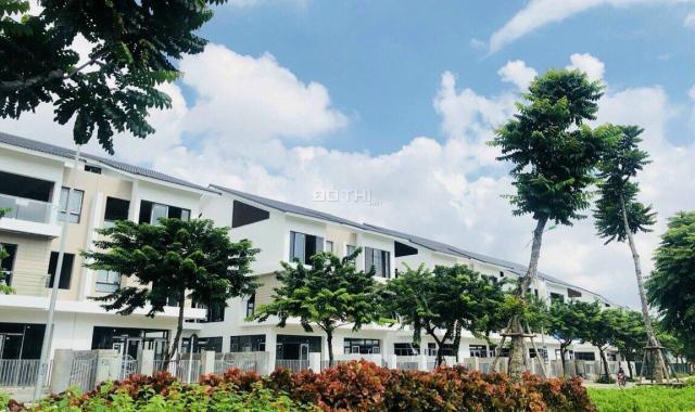 Chuyển nhượng căn BT An Vượng Villa dãy B3 180m2 hướng Đông Nam, vài bước ra đến hồ - Giá 16 tỷ