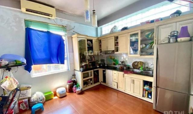 Nhà mặt ngõ ôtô, thuộc phố Yên Lạc (Q. HBT), 47m2, 6,4 tỷ