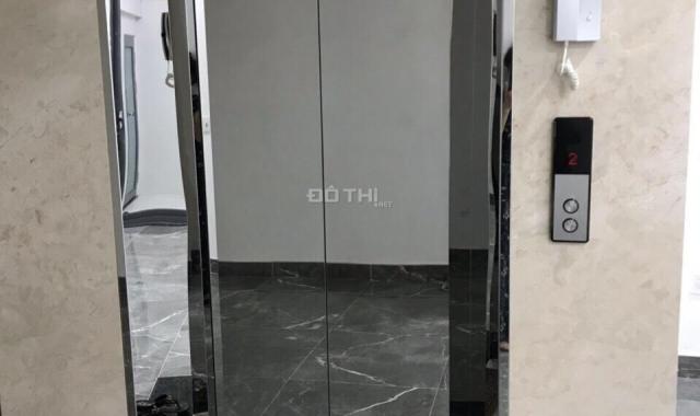 Cho thuê nhà Him Lam quận 7 giá 33 triệu/tháng, có thang máy, nội thất cao cấp mới đẹp