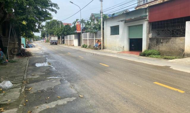 Cần bán lô đất mặt đường Phú Cát xe bus đi qua, gần tổ hợp 5 bệnh viện trung ương Hoà Lạc