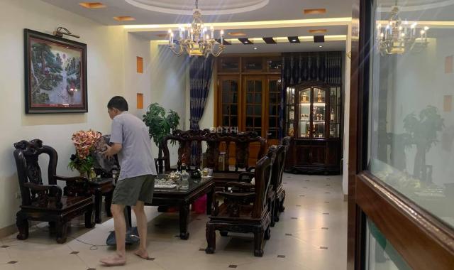 Bán nhà mặt phố Ô Chợ Dừa Đống Đa vỉa hè to hơn đường 46m2 giá 16,5 tỷ