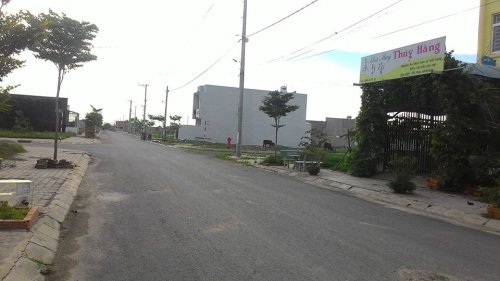 Cần bán lô đất đường Trần Văn Giàu, 135m2 gần bệnh viện Chợ Rẫy 2 thổ cư 100%
