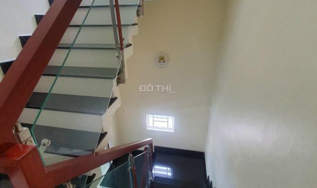 Bán nhà lầu hẻm 115 Phạm Hữu Lầu phường Tân Thuận Đông, Quận 7, DT 4.5 x 18m, LH 0906 072 839