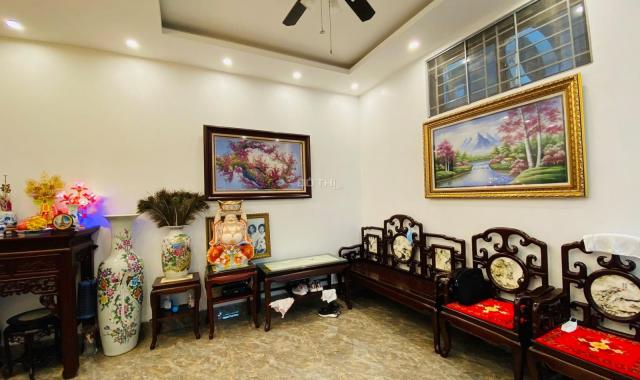 Nhà đẹp trung tâm Đống Đa ô tô cách nhà 10m 70m2 nhỉnh 7 tỷ