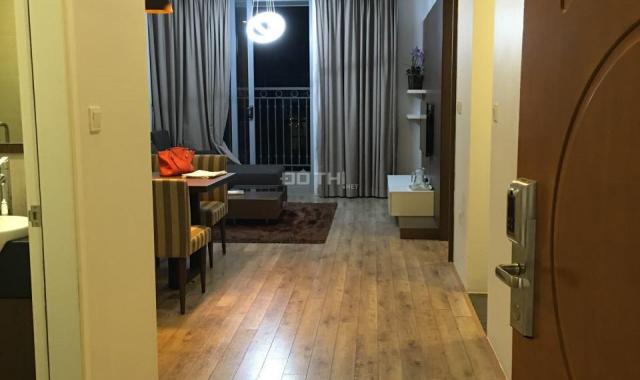 Cho thuê căn hộ 2 PN đầy đủ nội thất chung cư Vinhomes Nguyễn Chí Thanh. LH hotline: 0986261383