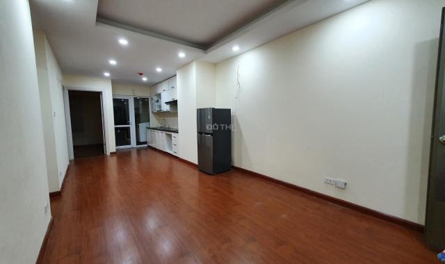 Cho thuê căn hộ cao cấp tại Thăng Long Yên Hoà: 70m2, 2PN đồ cơ bản, rộng rãi, 9tr/th, 0969.286.234