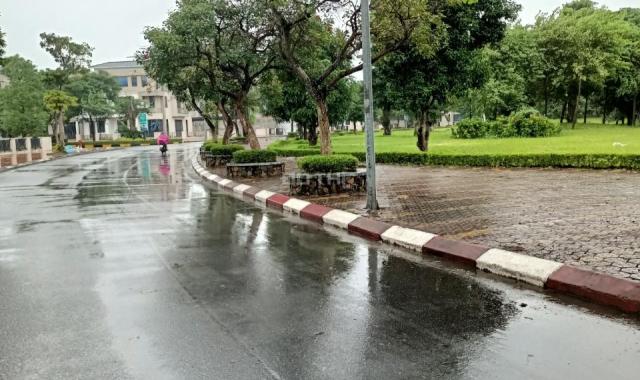 Cho thuê biệt thự Lan Viên Villa, KĐT Đặng Xá, Gia Lâm, Hà Nội diện tích 450m2, giá 30tr/tháng