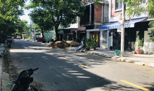 Cần bán lô đất sạch đẹp giá tốt đường Bùi Thiện Ngộ, Hòa Xuân, TP Đà Nẵng