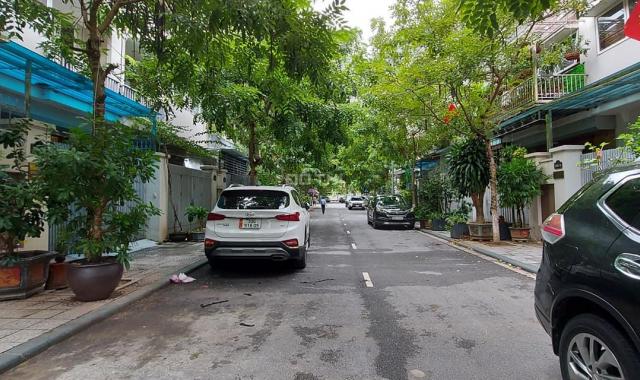 Bán gấp nhà khu đô thị Văn Phú, Hà Đông ô tô tránh vỉa hè, KD, DT 86m2 x 4T MT 4.5m chỉ 9 tỷ