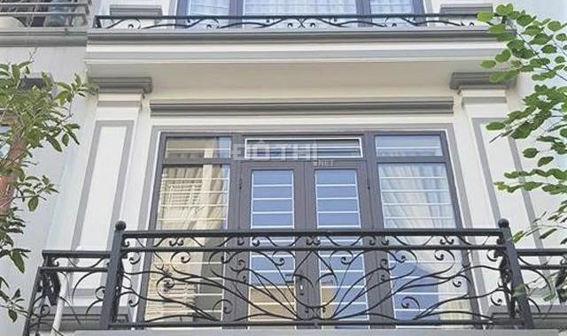 Hiếm nhà khu Lữ Gia, 69m2, 4.1x17m, 4 tầng, nhà đẹp ở ngay, chủ định cư nn, giá 12.7 tỷ TL tốt