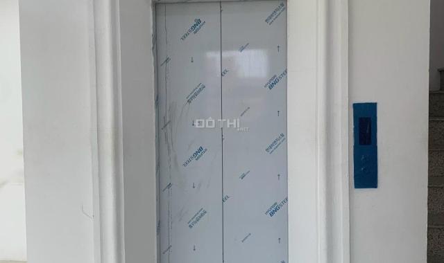 Cho thuê nhà Hoàng Hoa Thám 70m2 x 5T MT 9m nhà mới có thang máy thông sàn 33tr/th