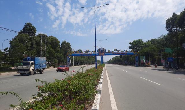 Đất mặt tiền DX 067 thông qua đường Nguyễn Văn Thành cách trường trung học Định Hòa 200m