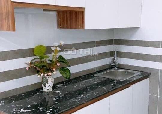 Bán gấp nhà mặt phố Hàng Bài, Hoàn Kiếm lô góc DT 60m2 x 5T, MT 5m, 34 tỷ