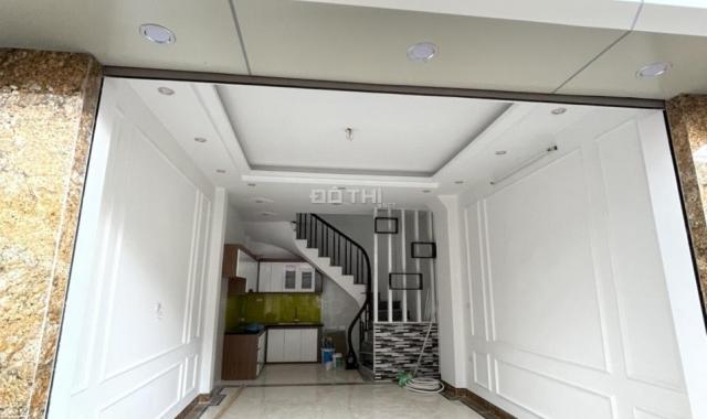 Bán nhà 3 mặt thoáng 40m2*5T, mặt đường kinh doanh, gara ô tô Đa Sỹ, Kiến Hưng, Hà Đông. Giá 4.3 tỷ