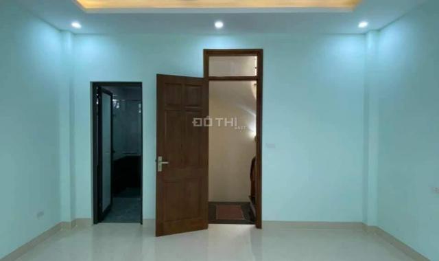 Bán nhà Đại Từ 40m2 x 5t giá 3,75 tỷ lh 0982360014