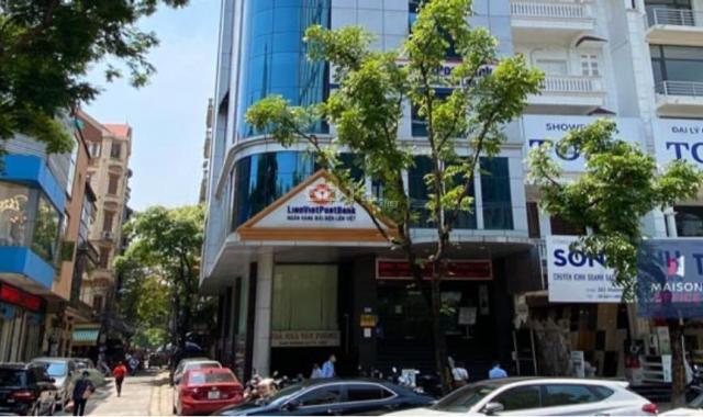 Bán nhà MP Hoàng Quốc Việt, 240m2 - 6 tầng - MT 12m lô góc 1 mặt phố 1 mặt ngõ ô tô tránh