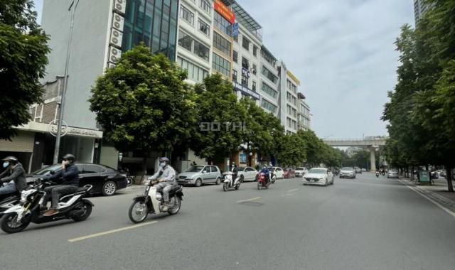 Bán gấp nhà 4 tầng mặt phố Trần Thái Tông, 31m2 mặt tiền 3,5m, Quận Cầu Giấy