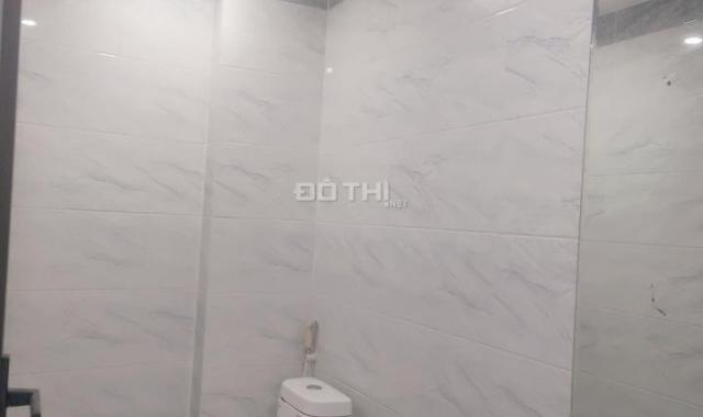 Bán gấp nhà Mễ Trì 32m2 5 tầng nhỉnh 3 tỷ