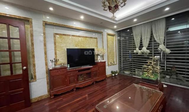 Bán gấp nhà phố Vũ Trọng Phụng, Quận Thanh Xuân, diện tích 183m2, MT 7.2m, 75 tỷ