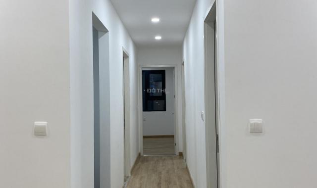 Hà Nội Paragon, Duy Tân, Cầu Giấy, căn góc 106m2 3pn đồ cơ bản, thoáng mát - 11tr/th - 093.2526.286