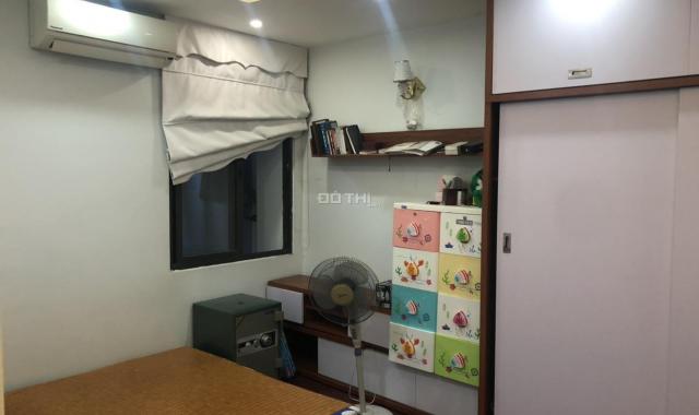 Bán căn hộ CC Rainbow Linh Đàm, 89 m2, SĐCC full nội thất, ban công Đông Nam mát, bàn giao ngay