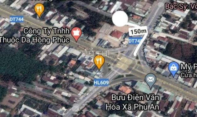 Bán đất tặng 2 nhà cấp 4 tại ngã tư Phú Thứ, Phú An, Bến Cát, Bình Dương