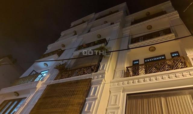 Bán nhà mặt tiền đường Lê tự Tài, Phú Nhuận, giá rẻ, 40m2, 5 lầu có thang máy chỉ 9.7 tỷ
