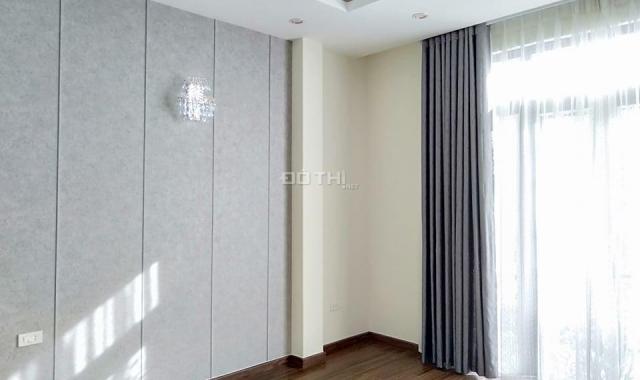 Bán nhà đấu giá Kiến Hưng 60m2 ô tô KD vỉa hè 5.5 tỷ