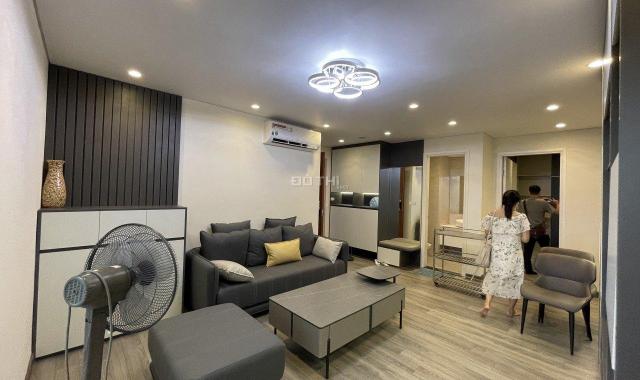 Cho thuê chung cư Hong Kong Tower, 75m2, 2 PN, 2 WC, nội thất đẹp, 17 tr/tháng. Lh: 094 8396522