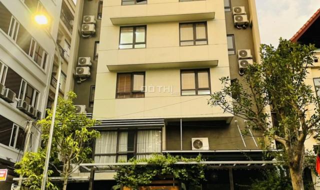 Bán nhà mặt phố Huỳnh Thúc Kháng, 2 mặt thoáng, 200m2, MT 9m, hiệu suất tốt, 100 tỷ