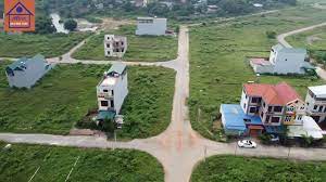 Gia đình cần tiền bán lô đất tái định cư Bình Yên thuộc quy hoạch nhà nước, S 100m2. MT 4.23m