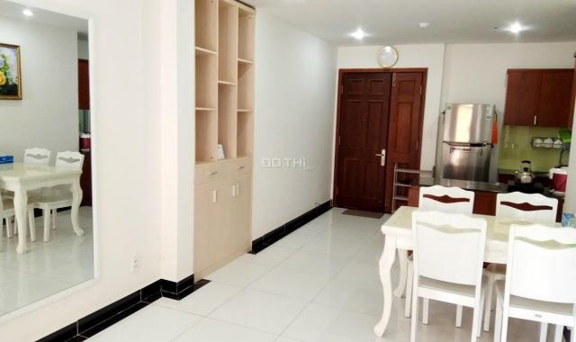 Giai Việt - cho thuê CH 2PN 85m2 full nội thất view hồ bơi thoáng mát 10tr/tháng