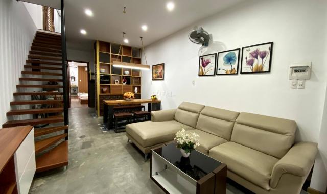 Cần bán nhà 2 tầng tặng nội thất vị trí đẹp 338 Hoàng Diệu trung tâm thành phố Đà Nẵng