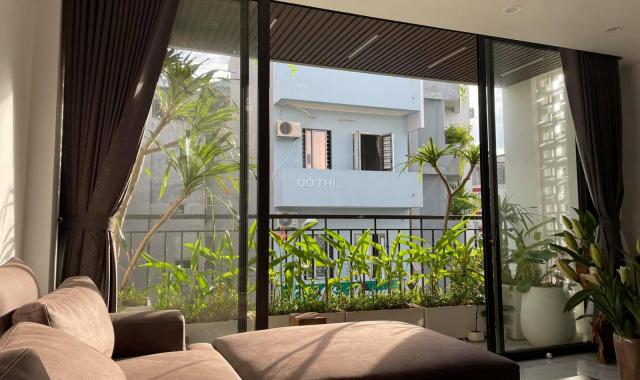 Bán nhà Việt Hưng, vỉa hè, ô tô tránh, view trường, 90m2, MT 5m