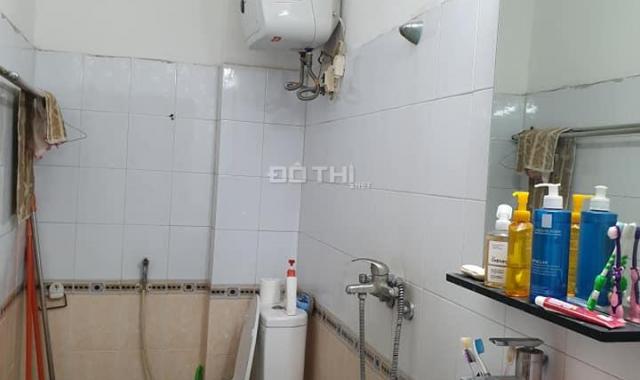 Bán nhà Lạc Long Quân, mặt ngõ oto tránh, kinh doanh, oto dừng đỗ ngày đêm 45m2 hơn 6 tỷ