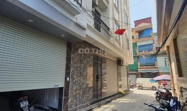 Bán nhà riêng phố Định Công Thượng, Hoàng Mai, DT 48m2, 6T, MT 4m, giá 7,9 tỷ