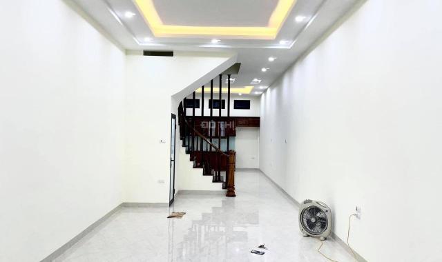 Bán gấp nhà gần cây xăng Tân Mai 40m2 chỉ 3 tỷ, sổ đẹp