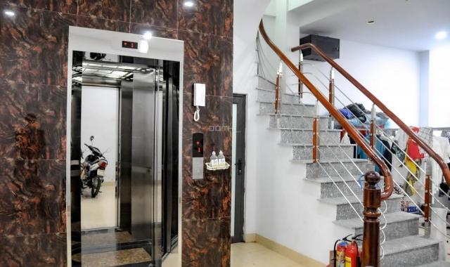 Chung cư mini phố Lê Thanh Nghị, 2 thoáng, 8 tầng thang máy, doanh thu 130 triệu/tháng, giá 21 tỷ