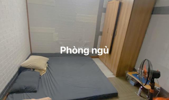 Cho thuê căn hộ 70m2, tầng 3, nội thất cơ bản tại ngõ 689 Phạm Văn Đồng. Giá thuê 5tr/tháng